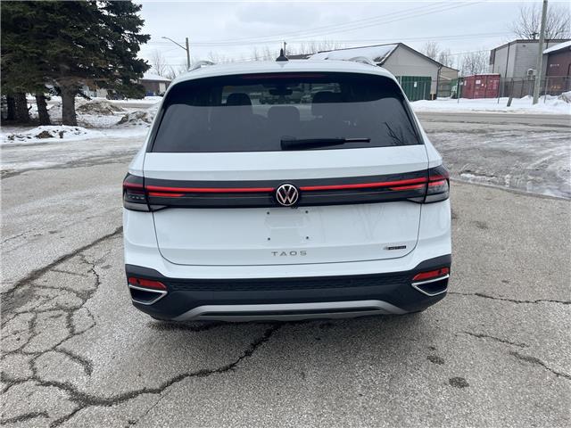 2025 Volkswagen Taos Comfortline (Stk: VU1651) in Sarnia - Image 6 of 15