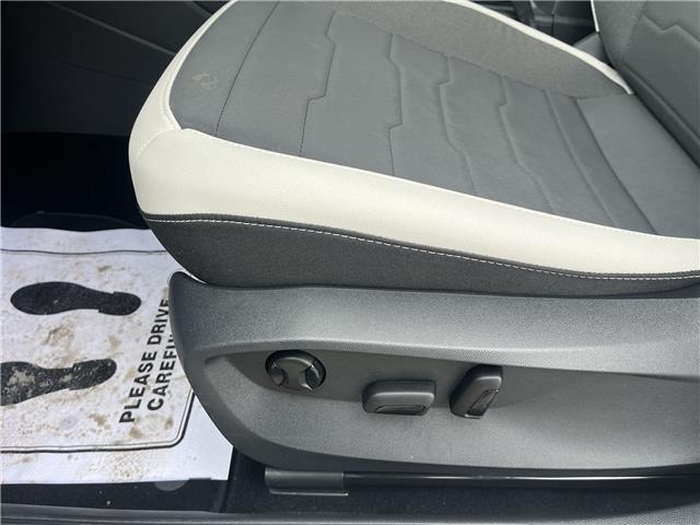 2025 Volkswagen Taos Comfortline (Stk: VU1651) in Sarnia - Image 13 of 15