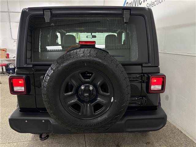 2024 Jeep Wrangler Sport (Stk: 43527J) in Belleville - Image 6 of 21
