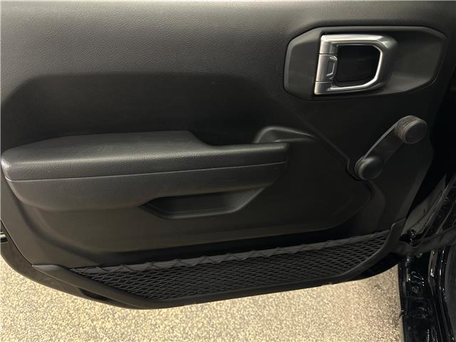 2024 Jeep Wrangler Sport (Stk: 43527J) in Belleville - Image 10 of 21