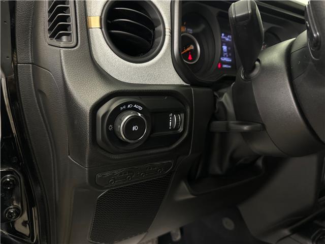 2024 Jeep Wrangler Sport (Stk: 43527J) in Belleville - Image 11 of 21