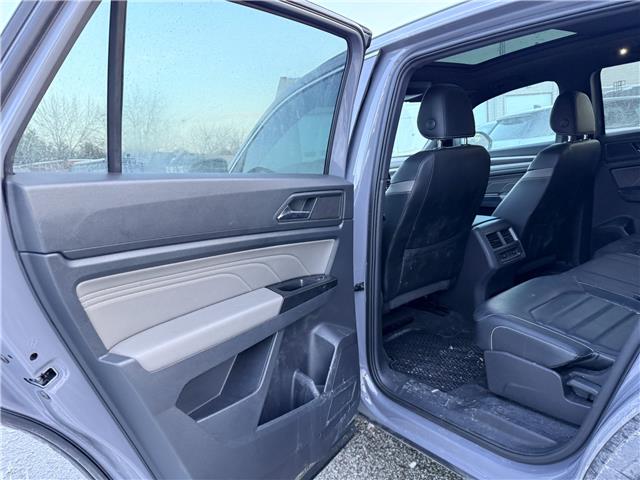 2021 Volkswagen Atlas Cross Sport 2.0 TSI Highline (Stk: 16135) in Newmarket - Image 12 of 37