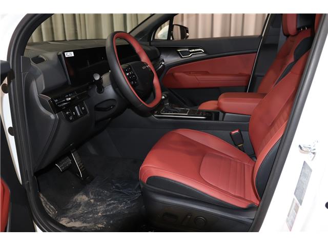 2026 Kia Sportage EX Premium w/Red Interior (Stk: 26974) in Edmonton - Image 12 of 32