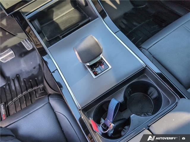 2024 Land Rover Range Rover Velar P340 Dynamic SE (Stk: 2616543A) in London - Image 18 of 25