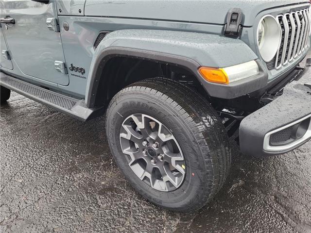 2026 Jeep Wrangler Sahara (Stk: 260202) in Windsor - Image 10 of 25