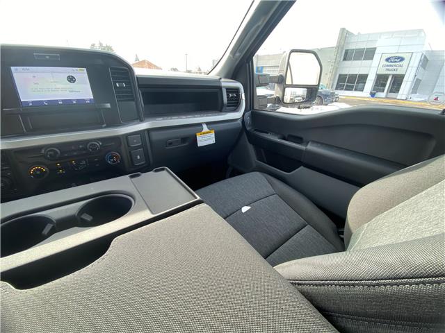 2026 Ford F-550 Chassis (Stk: 2601360) in Ottawa - Image 12 of 24 2026 Ford F-550 Chassis (Stk: 2601360) in Ottawa - Image 12 of 24