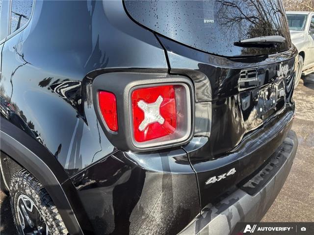 2016 Jeep Renegade Trailhawk (Stk: 165066) in London - Image 9 of 18