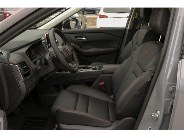 2026 Nissan Rogue Rock Creek (Stk: T26170) in Kamloops - Image 13 of 20