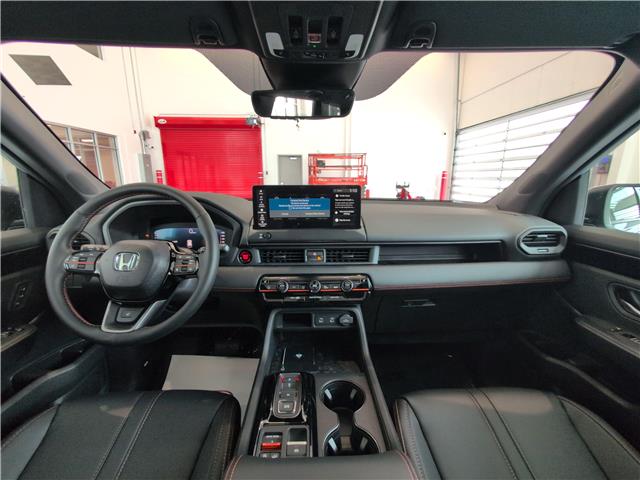 2026 Honda Pilot TrailSport (Stk: 4187) in Lethbridge - Image 13 of 23 2026 Honda Pilot TrailSport (Stk: 4187) in Lethbridge - Image 13 of 23