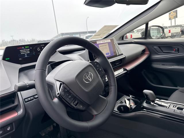 2026 Toyota Prius Plug-In Hybrid SE (Stk: 3070783) in Cranbrook - Image 9 of 19