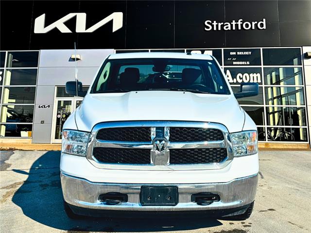 2023 RAM 1500 Classic SLT (Stk: P22688) in Stratford - Image 2 of 30