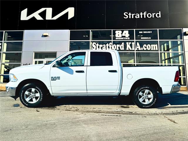 2023 RAM 1500 Classic SLT (Stk: P22688) in Stratford - Image 3 of 30