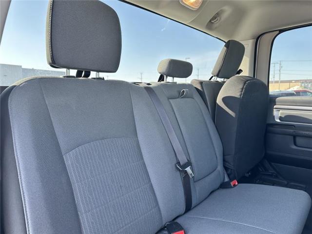 2023 RAM 1500 Classic SLT (Stk: P22688) in Stratford - Image 19 of 30