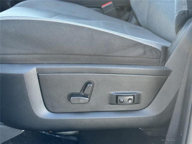 2023 RAM 1500 Classic SLT (Stk: P22688) in Stratford - Image 22 of 30