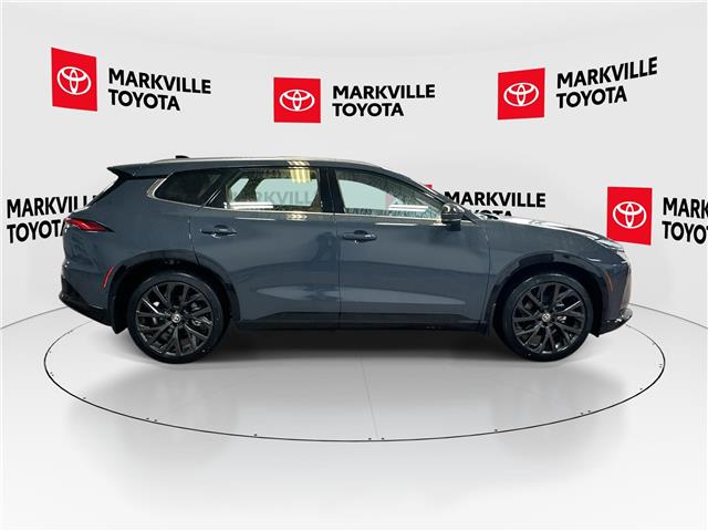 2026 Toyota Crown Signia Limited (Stk: 11105622) in Markham - Image 11 of 22