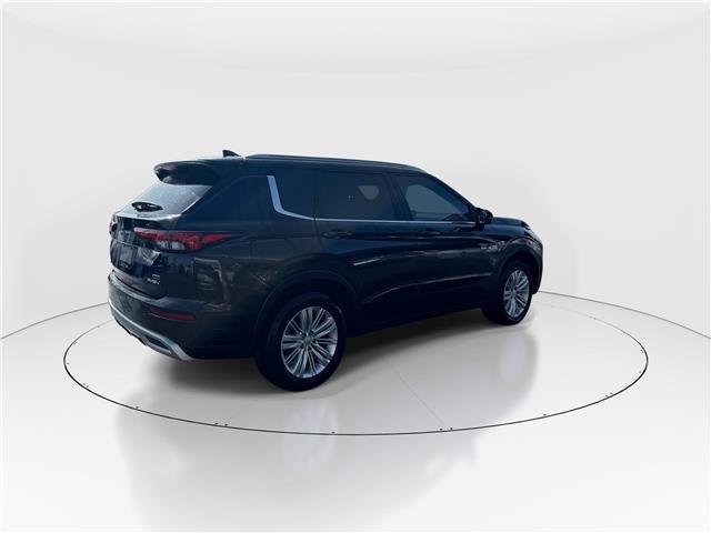 2024 Mitsubishi Outlander Plug-In Hybrid SEL (Stk: 16U101597A) in Markham - Image 8 of 13 2024 Mitsubishi Outlander Plug-In Hybrid SEL (Stk: 16U101597A) in Markham - Image 8 of 13