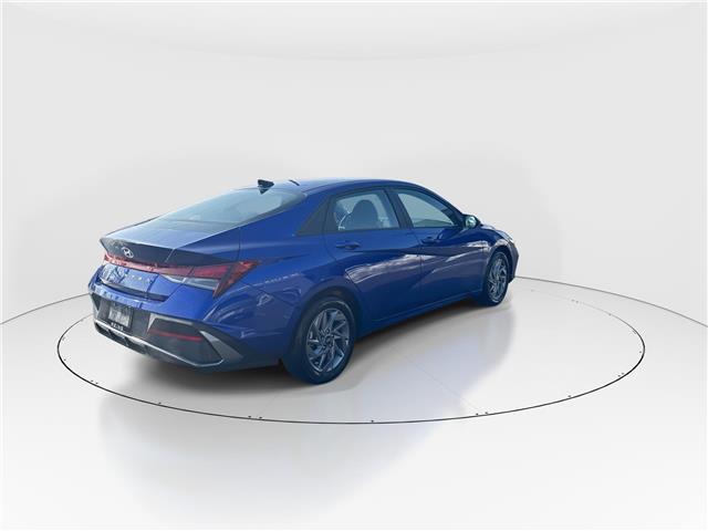 2024 Hyundai Elantra Preferred (Stk: 16105285A) in Markham - Image 8 of 30