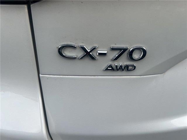 2025 Mazda CX-70 MHEV Signature (Stk: 102493) in Surrey - Image 4 of 5 2025 Mazda CX-70 MHEV Signature (Stk: 102493) in Surrey - Image 4 of 5