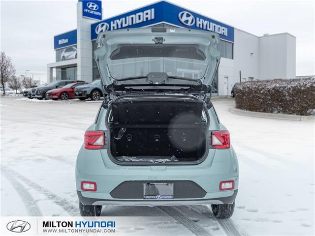 2026 Hyundai Venue Essential w/Two-Tone (Stk: 438943) in Milton - Image 7 of 23