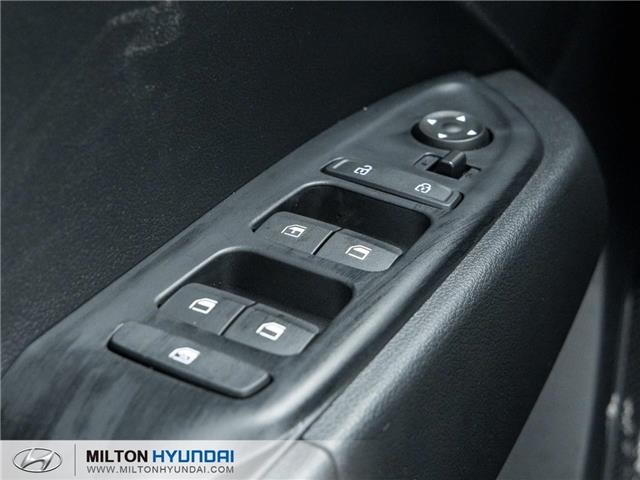 2026 Hyundai Venue Essential w/Two-Tone (Stk: 438943) in Milton - Image 13 of 23