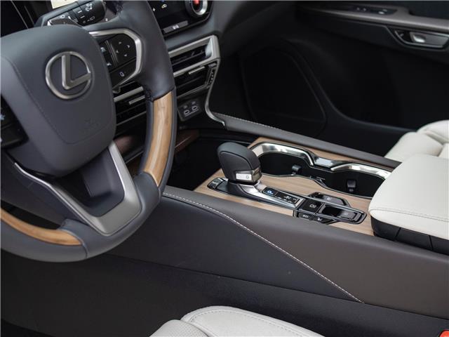 2026 Lexus RX 350h Base (Stk: RX5700) in Windsor - Image 25 of 30