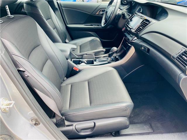 2017 Honda Accord Sport (Stk: HHQ4537B) in Hanover - Image 21 of 29
