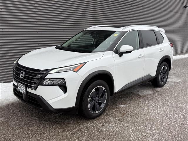 2025 Nissan Rogue SV Moonroof (Stk: U11101) in London - Image 1 of 26