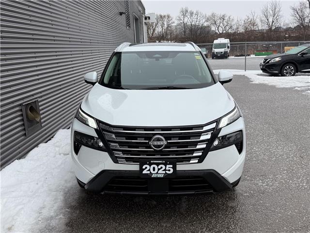 2025 Nissan Rogue SV Moonroof (Stk: U11101) in London - Image 2 of 26