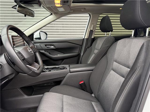 2025 Nissan Rogue SV Moonroof (Stk: U11101) in London - Image 9 of 26
