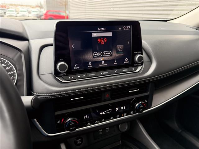 2025 Nissan Rogue SV Moonroof (Stk: U11101) in London - Image 18 of 26