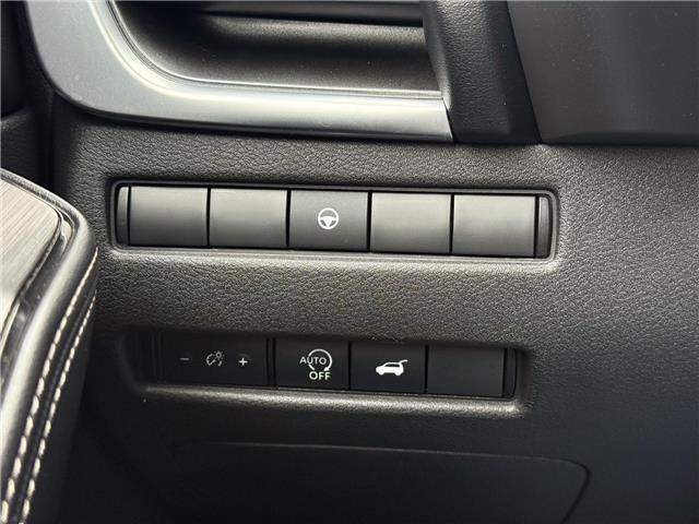 2025 Nissan Rogue SV Moonroof (Stk: U11101) in London - Image 23 of 26