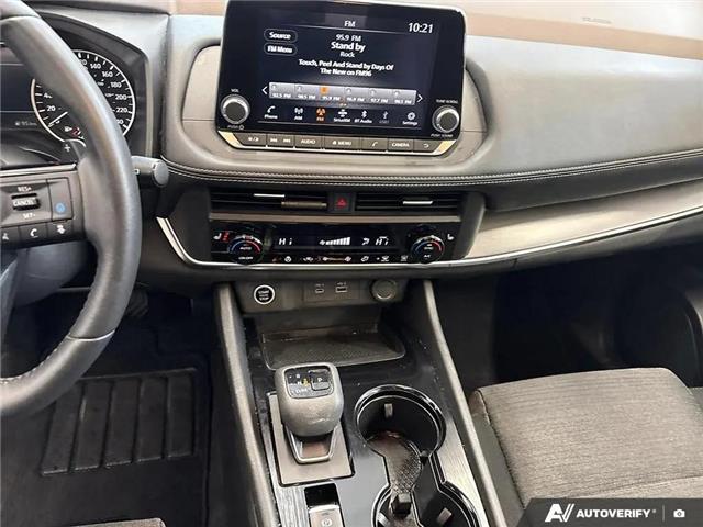 2024 Nissan Rogue SV Moonroof (Stk: 165443) in London - Image 13 of 22