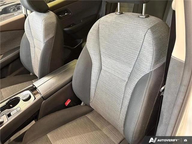 2024 Nissan Rogue SV Moonroof (Stk: 165443) in London - Image 14 of 22