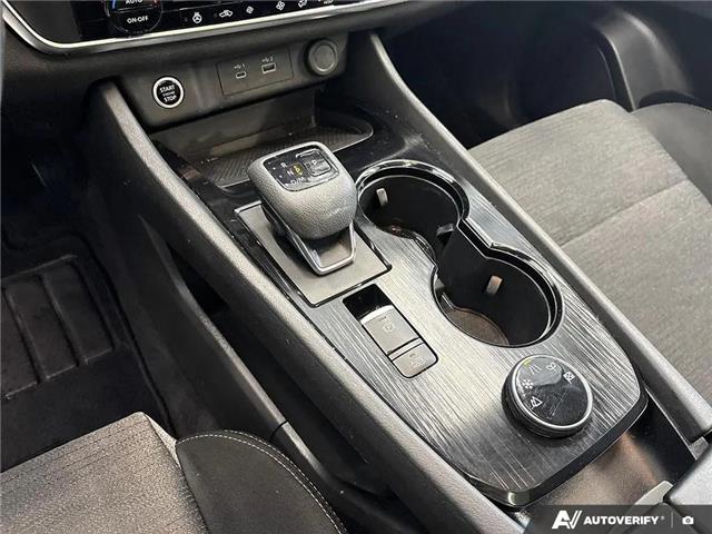 2024 Nissan Rogue SV Moonroof (Stk: 165443) in London - Image 16 of 22