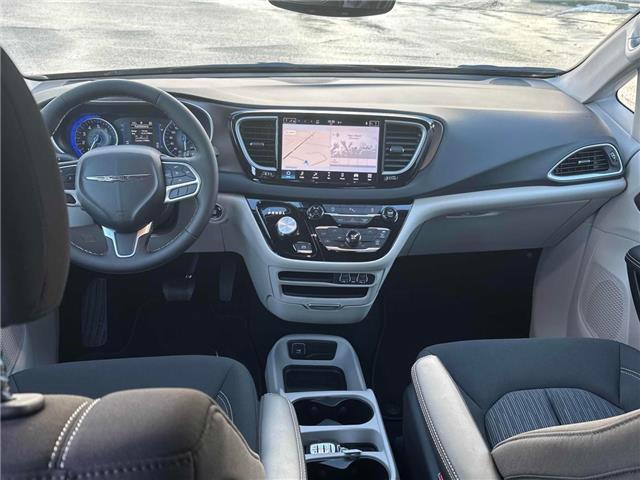 2024 Chrysler Grand Caravan SXT (Stk: 165440) in London - Image 7 of 10