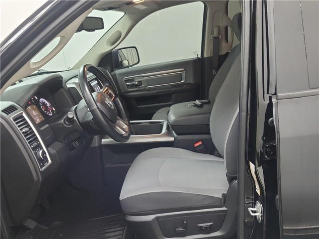 2022 RAM 1500 Classic SLT (Stk: 165414) in London - Image 3 of 5