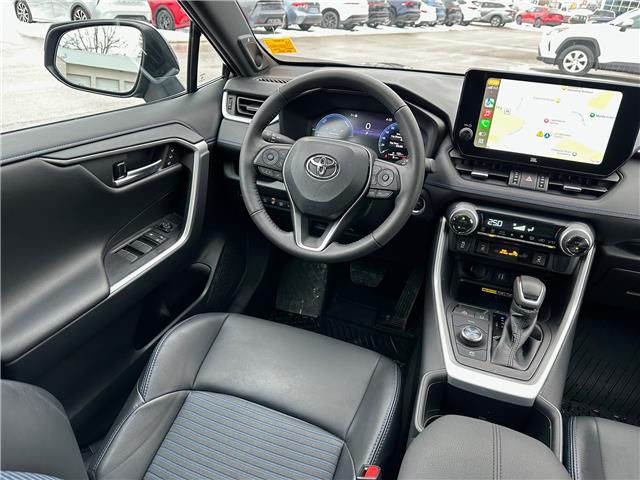 2023 Toyota RAV4 Hybrid XSE (Stk: W7015) in Cobourg - Image 10 of 28