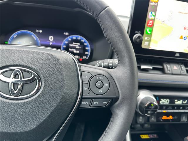 2023 Toyota RAV4 Hybrid XSE (Stk: W7015) in Cobourg - Image 15 of 28