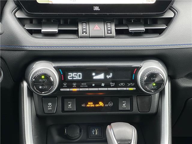 2023 Toyota RAV4 Hybrid XSE (Stk: W7015) in Cobourg - Image 20 of 28
