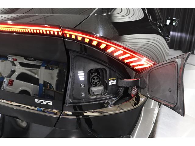 2023 Kia EV6 GT (Stk: 24660) in Edmonton - Image 7 of 28 2023 Kia EV6 GT (Stk: 24660) in Edmonton - Image 7 of 28