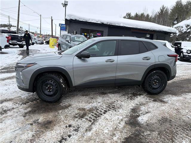 2024 Chevrolet Trax 1RS (Stk: 165452) in London - Image 3 of 9