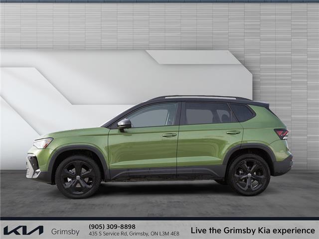 2025 Volkswagen Taos Comfortline Black Edition-super low kms! Pano sunr (Stk: U3224) in Grimsby - Image 3 of 19