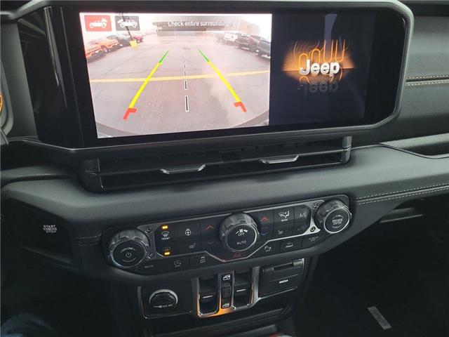 2026 Jeep Wrangler Sahara (Stk: 260215) in Windsor - Image 16 of 24