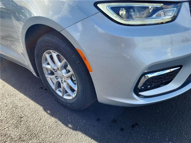2026 Chrysler Pacifica Select (Stk: 260056) in Windsor - Image 10 of 23