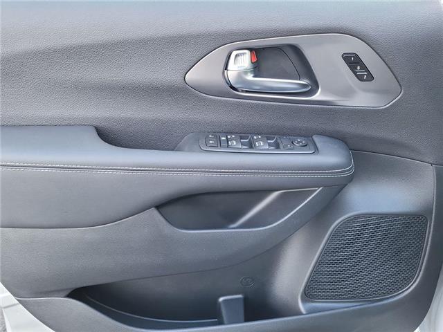 2026 Chrysler Pacifica Select (Stk: 260056) in Windsor - Image 11 of 23