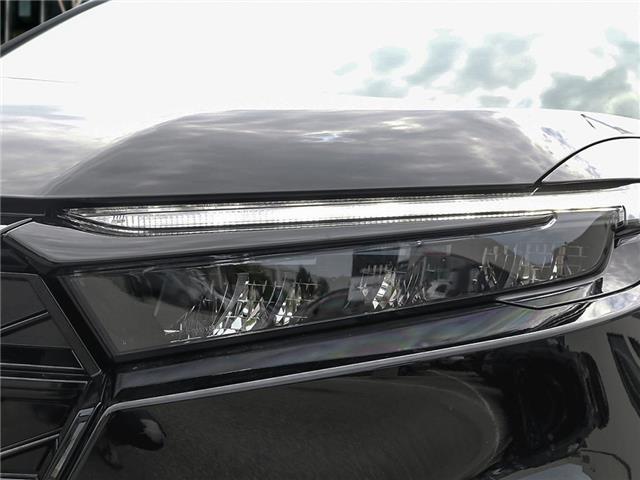 2026 Honda CR-V Hybrid Touring (Stk: V26440) in Toronto - Image 10 of 23