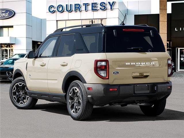 2025 Ford Bronco Sport Outer Banks (Stk: 25BR1638) in London - Image 4 of 9