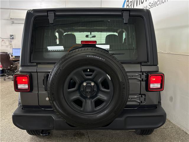 2023 Jeep Wrangler Sport (Stk: 43526J) in Belleville - Image 6 of 21
