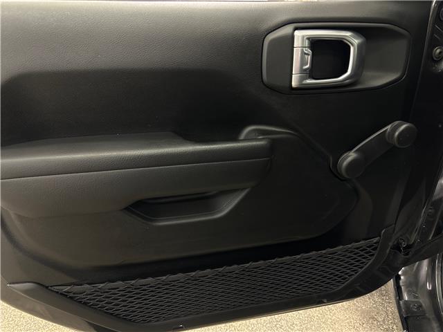 2023 Jeep Wrangler Sport (Stk: 43526J) in Belleville - Image 10 of 21