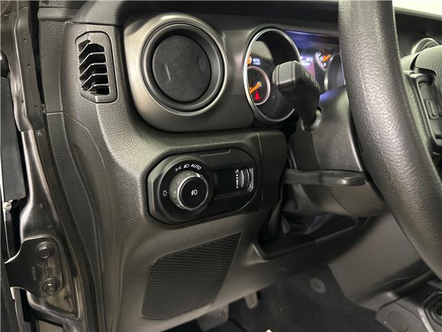 2023 Jeep Wrangler Sport (Stk: 43526J) in Belleville - Image 11 of 21